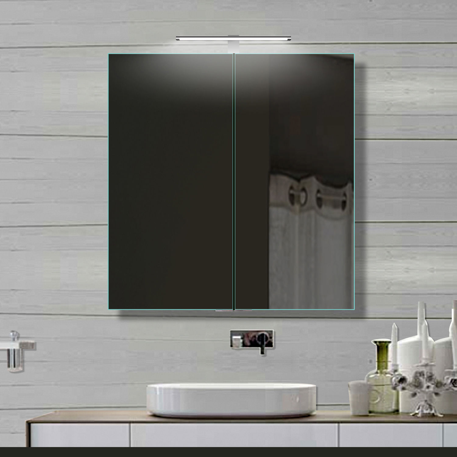 Alu Spiegelschrank 61x70cm mit LED Beleuchtung Bad Spiegel