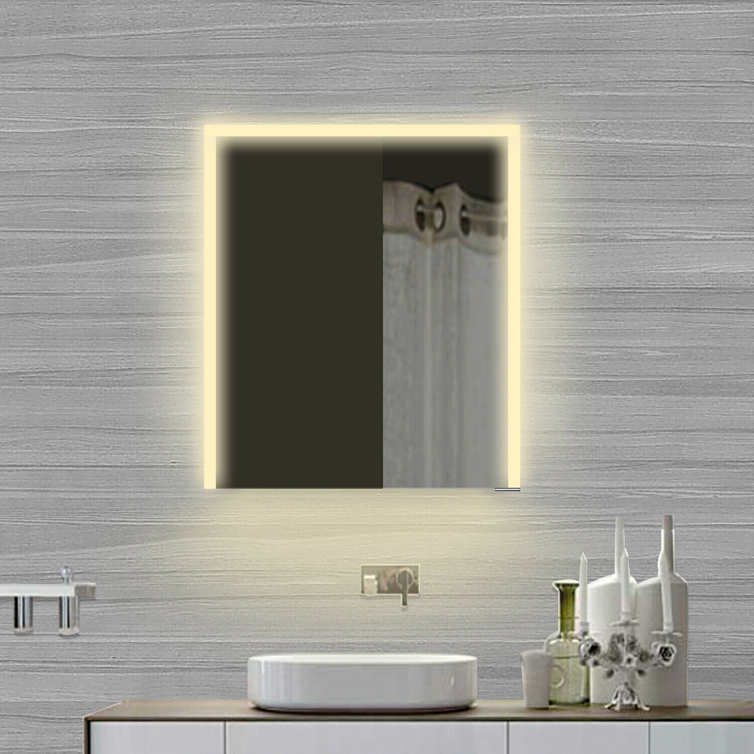 LED Spiegelschrank 60x70 mit Steckdose Design Badezimmer Spiegel